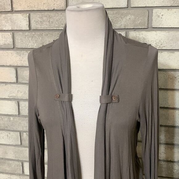 3for$20 light cardigan size small - Picture 2 of 5